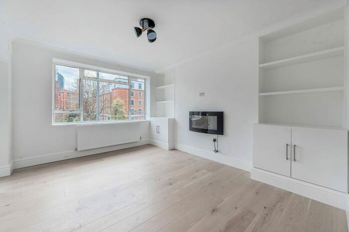 3 Bedroom Flat To Rent In Kings Road, Chelsea, London, SW10