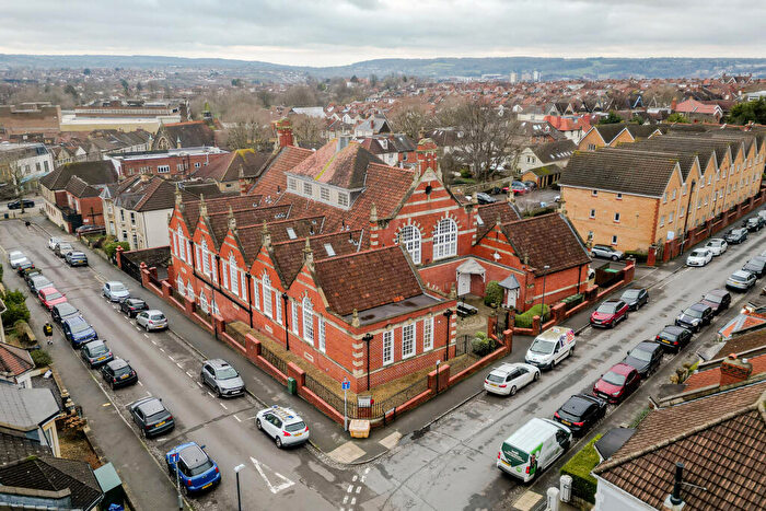 2 Bedroom Maisonette For Sale In The Old School House, Knowle, Bristol, BS4