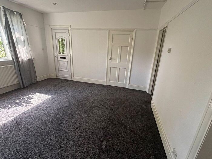 1 Bedroom Flat To Rent In Chamberlain Road, Hull, HU8