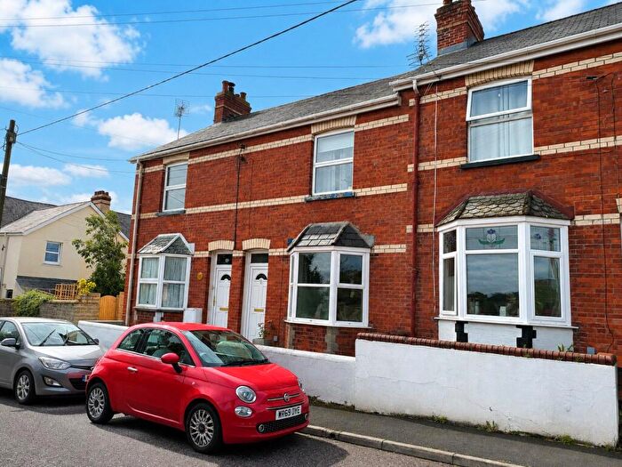 3 Bedroom Terraced House For Sale In North View Avenue, Bideford, Devon, EX39