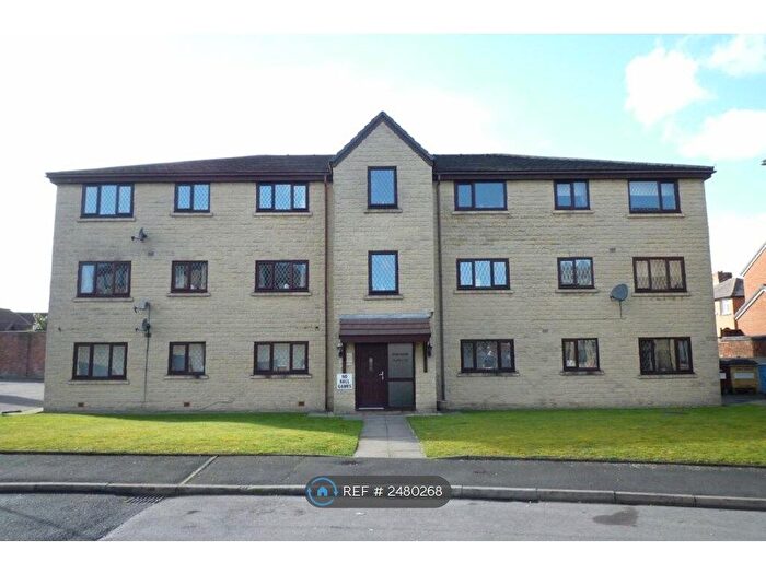 1 Bedroom Flat To Rent In Shaw House, Farnworth, Bolton, BL4