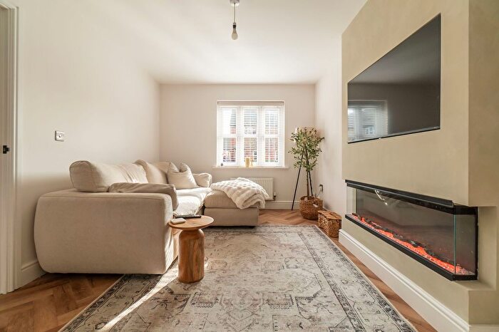 3 Bedroom Semi Detached House For Sale In Meteor Way, Whetstone, LE8