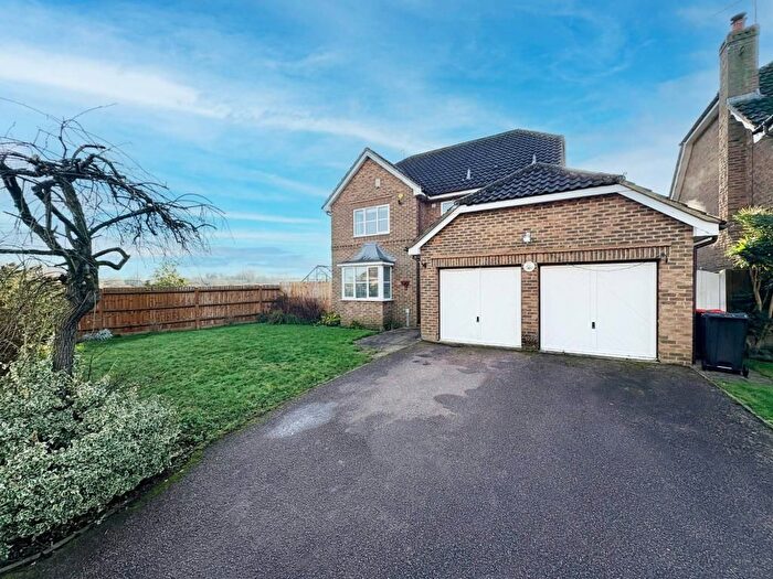 3 Bedroom Detached House To Rent In Timpsons Row, Olney, MK46