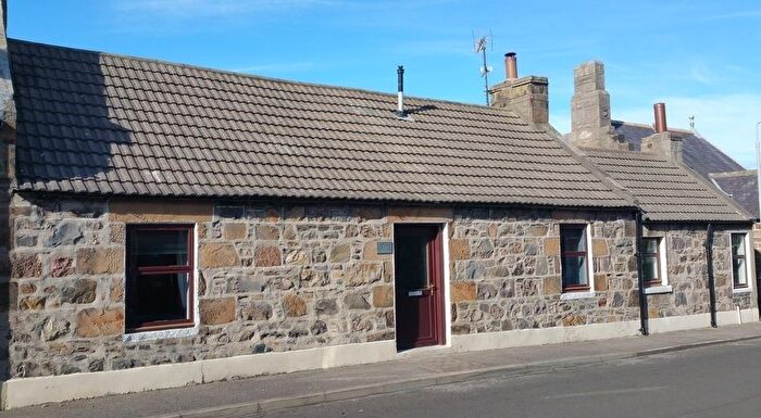 3 Bedroom Cottage To Rent In New Street, Buckie, AB56