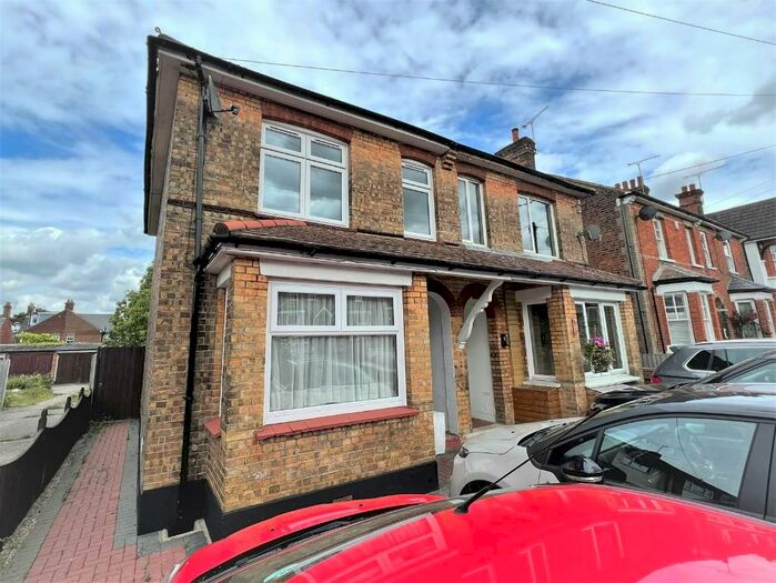 1 Bedroom Maisonette To Rent In Ongar Road, Brentwood, Essex, CM15