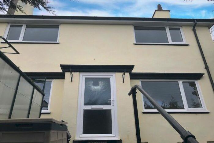 3 Bedroom Property To Rent In Hillside Road, Falmouth, TR11
