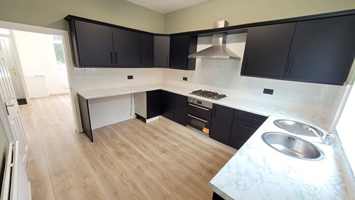 2 Bedroom Terraced House To Rent In Melbourne Street South, Ashton-Under-Lyne, OL6