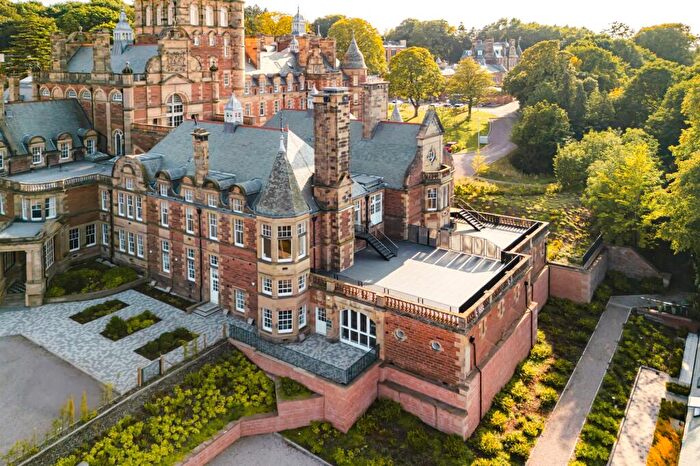 3 Bedroom Apartment For Sale In Sassoon Grove, Craiglockhart, Edinburgh, EH10