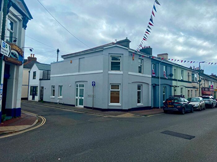 2 Bedroom Flat To Rent In Babbacombe Road, Torquay, TQ1