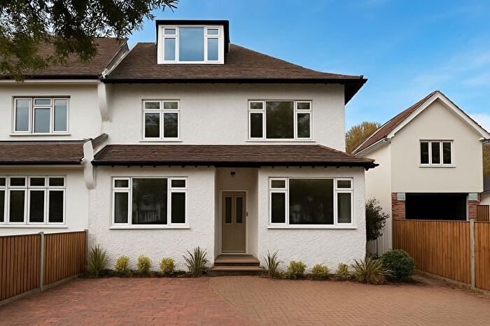 4 Bedroom Flat For Sale In Foxley Lane, West Purley, CR8