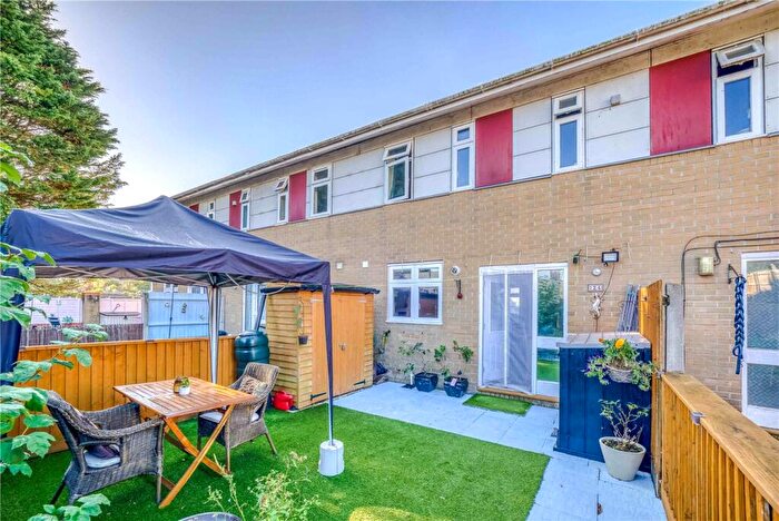 2 Bedroom Terraced House For Sale In Bartlett Way, Parkstone, Poole, BH12