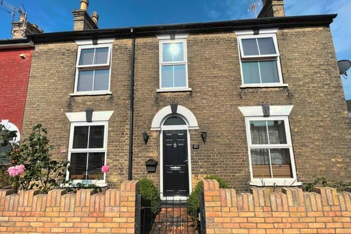 3 Bedroom Terraced House To Rent In Lorne Road, Lowestoft, NR33