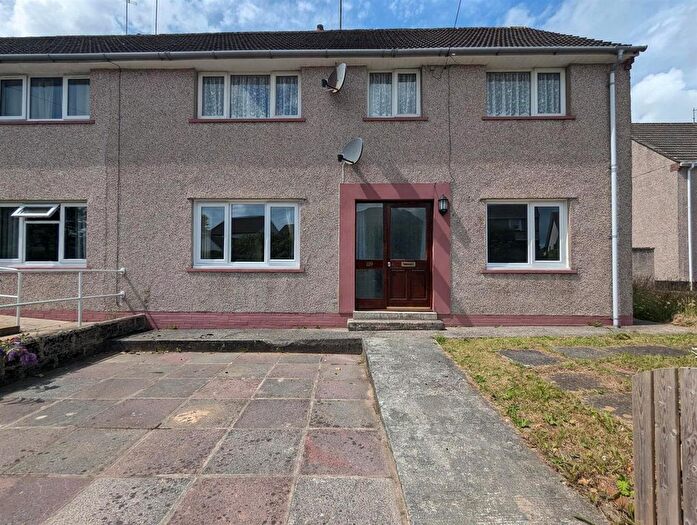 2 Bedroom Flat To Rent In Slade Lane, Haverfordwest, SA61