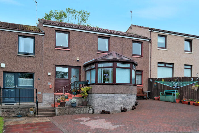 3 Bedroom Terraced House For Sale In Bressay Brae, Maidencraig, Aberdeen, AB15