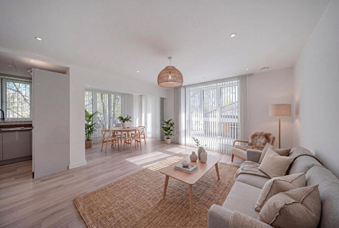 1 Bedroom Apartment For Sale In Eeko, Camden, NW1