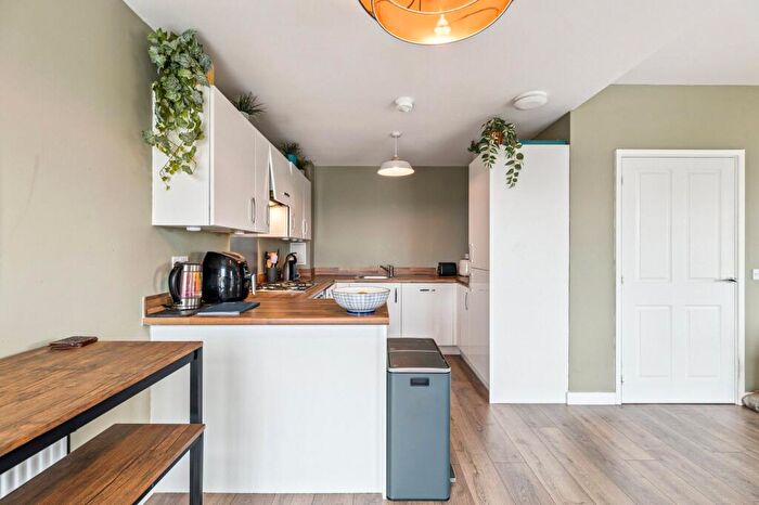 1 Bedroom Apartment For Sale In Cuddies Walk, Northbridge, Glasgow City, G4