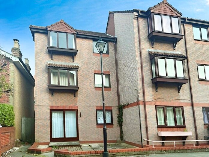 1 Bedroom Flat To Rent In Florence Road, Southsea, Hampshire, PO5