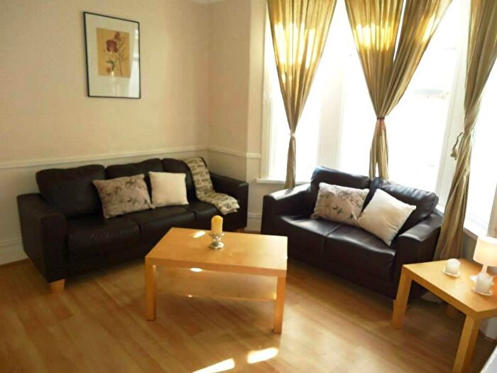 5 Bedroom House To Rent In Africa Gardens, Heath, Cardiff, CF14