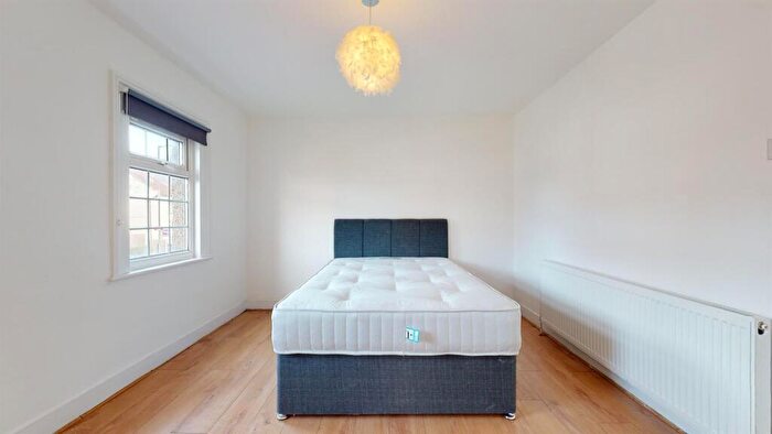 2 Bedroom Terraced House To Rent In Greenford Road, Harrow, HA1