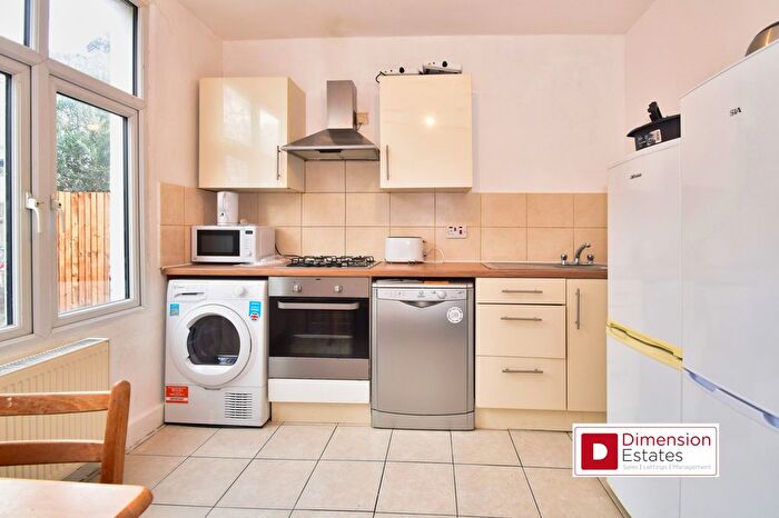 5 Bedroom Terraced House To Rent In Arnold Road, Harringay, N15