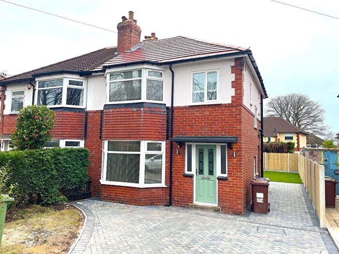 3 Bedroom Semi Detached House To Rent In Stainburn Crescent, Leeds, LS17