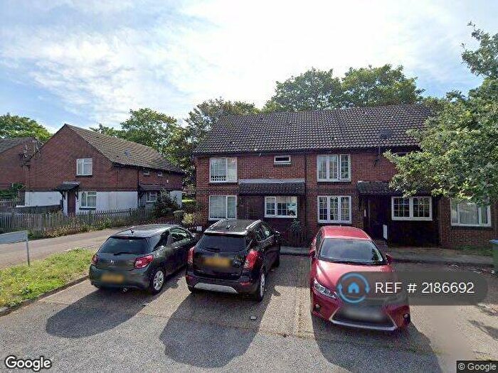 1 Bedroom Terraced House To Rent In Rollesby Way, London, SE28