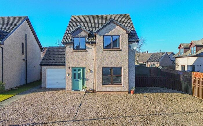 4 Bedroom Property For Sale In Kinnell Gardens, Friockheim, Arbroath, DD11