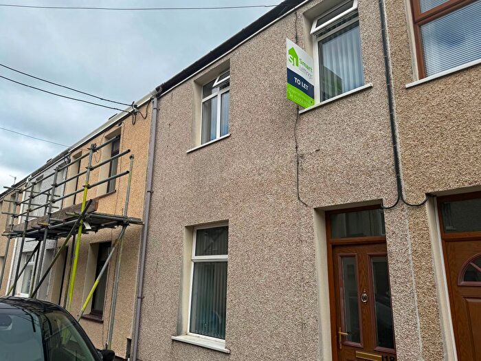 3 Bedroom Terraced House To Rent In Cecil Street, Neath, SA11