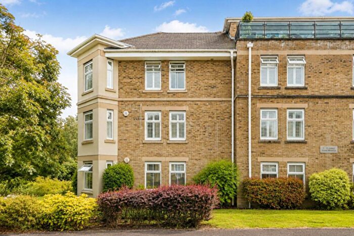 2 Bedroom Apartment For Sale In Stone Meadow, Oxford, OX2