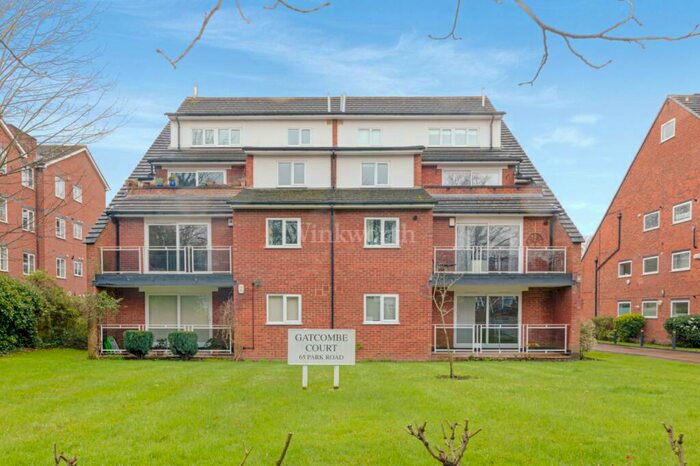2 Bedroom Apartment To Rent In Park Road, Beckenham, BR3