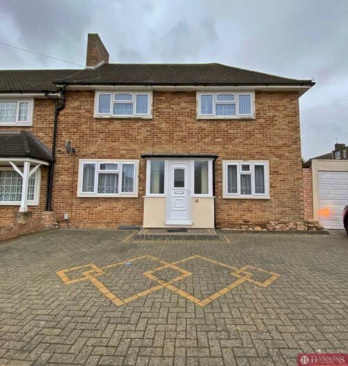 3 Bedroom House To Rent In Meynell Road, Harold Hill, RM3