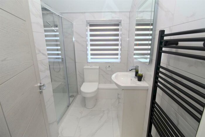 1 Bedroom Flat To Rent In Albany Road, Roath, Cardiff, CF24