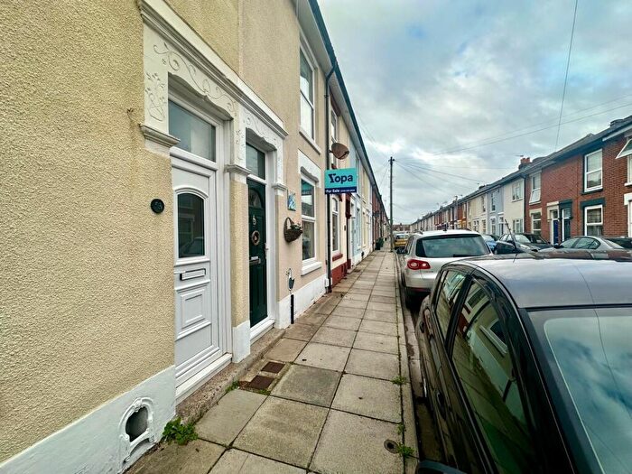 2 Bedroom Terraced House For Sale In Londesborough Road, Southsea, PO4