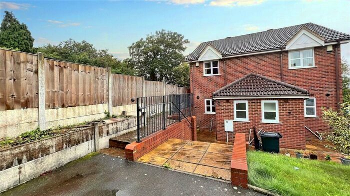 2 Bedroom Semi-Detached House To Rent In Humber Gardens, Halesowen, West Midlands, B63