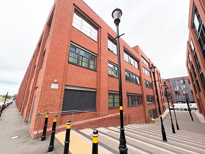 2 Bedroom Apartment For Sale In Pope Street, Birmingham, B1