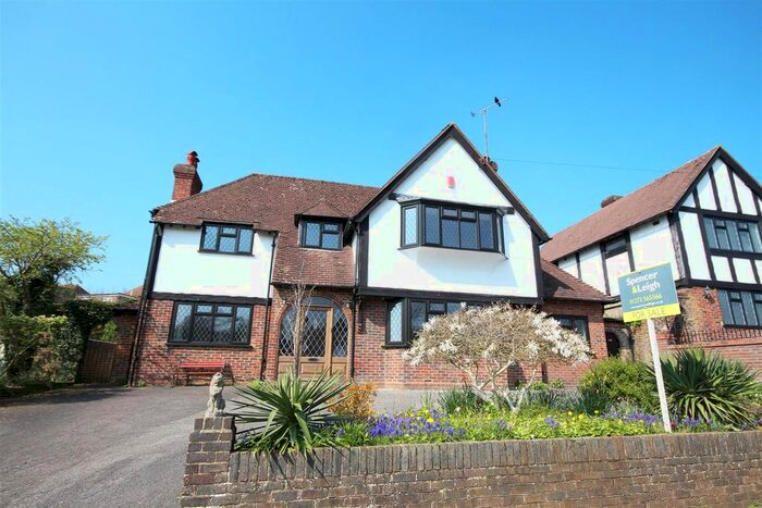 4 Bedroom Detached House To Rent In Brangwyn Way, Brangwyn, Brighton BN1