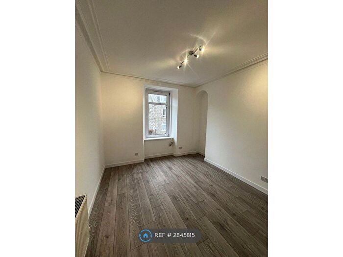 2 Bedroom Flat To Rent In Menzies Road, Aberdeen, AB11