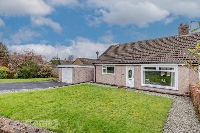 2 Bedroom Semi-Detached Bungalow For Sale In Broadley Avenue, Mount Tabor, Halifax, Calderdale, HX2