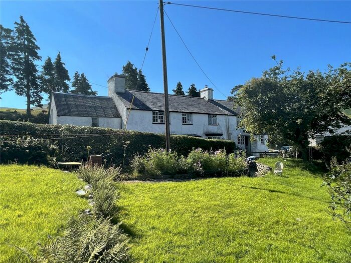 4 Bedroom Detached House For Sale In Bryncrug, Tywyn, Gwynedd, LL36