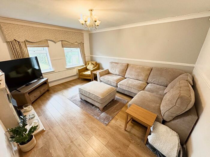 6 Bedroom Detached House To Rent In Troon Way, Burbage, LE10