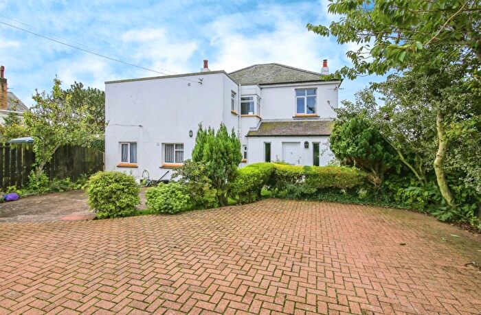 4 Bedroom Detached House For Sale In South Lane, North Sunderland, Seahouses, NE68