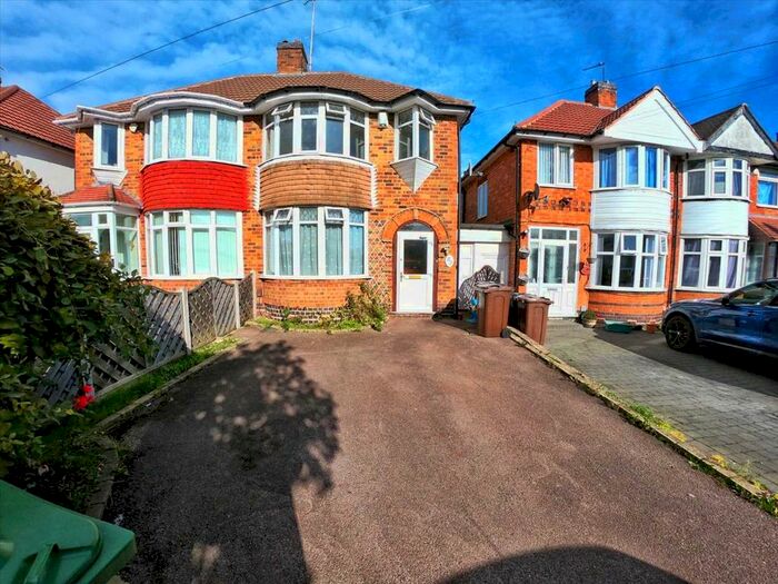 3 Bedroom Semi-Detached House To Rent In Harvard Road, Olton, Olton, B92