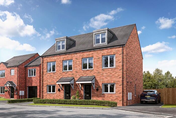 3 Bedroom Semi-Detached House For Sale In Derry Hill, Menston, LS29
