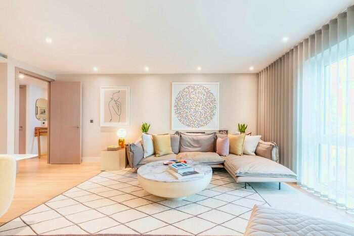 3 Bedroom Flat For Sale In Fulham Reach, Hammersmith, London, W6