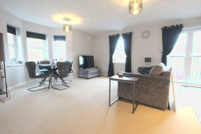 2 Bedroom Apartment To Rent In Millwood, Sycamore Avenue, Bingley, BD16