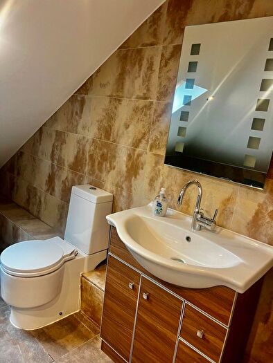 1 Bedroom Property To Rent In Chigwell, IG7