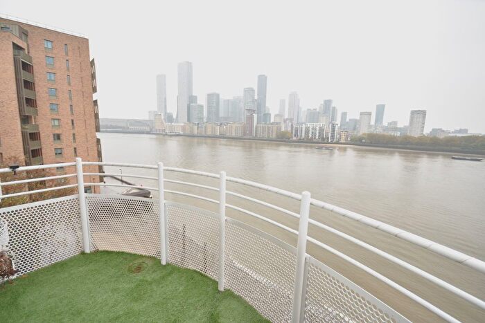 3 Bedroom Flat To Rent In Odessa Street, London, SE16