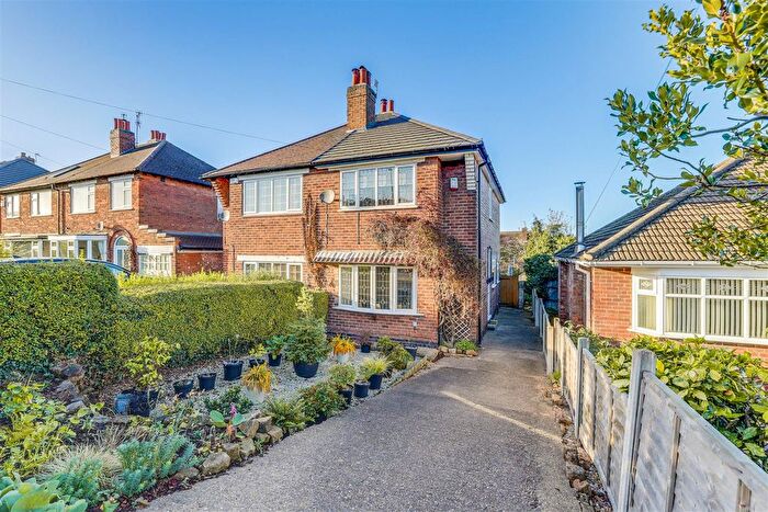3 Bedroom Semi-Detached House For Sale In Rolleston Drive, Arnold, Nottinghamshire, NG5