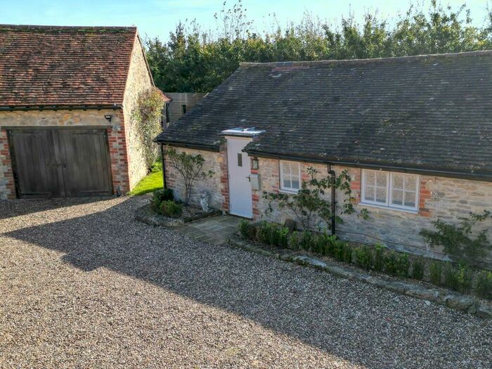 1 Bedroom Cottage To Rent In Newington, Upper Grange, OX10