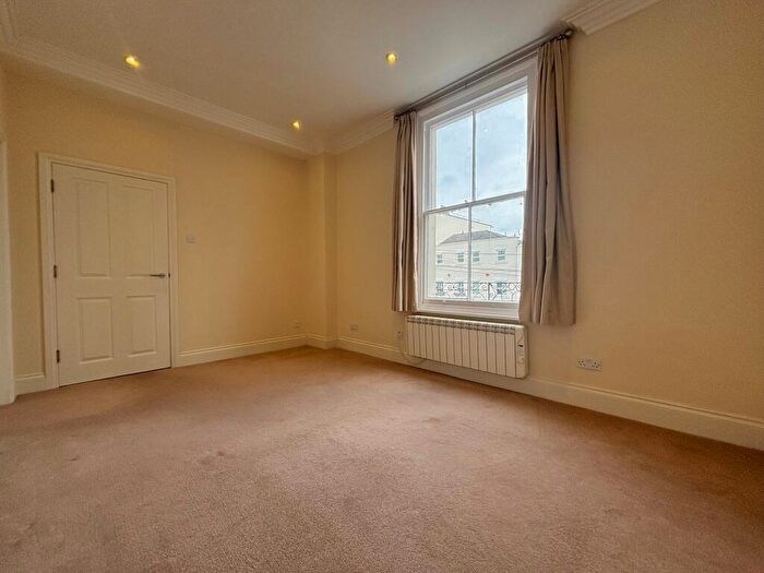 2 Bedroom Apartment To Rent In Portland Street, Regent House, CV32